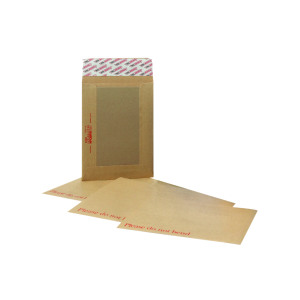 New+Guardian+C4+Envelopes+Board+Back+Manilla+%28Pack+of+125%29+H26326