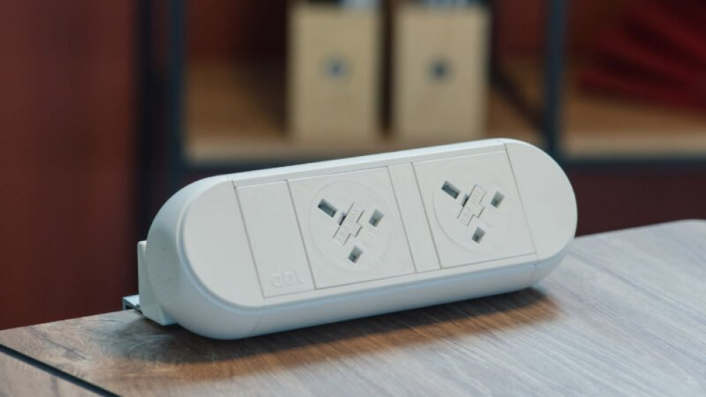 DESKTOP POWER MODULE WITH 2 UK POWER SOC DESKTOP POWER MODULE WITH 2 UK POWER SOC