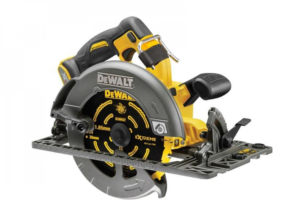 DEW DCS579NT XR FLEXVOLT CIRCULAR SAW 19