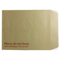 Q-Connect Board Back Envelope 267x216mm 115gsm Peel and Seal Manilla (Pack of 125) KF3519