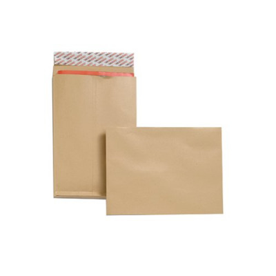 New Guardian C4 Envelopes Gusset Peel and Seal 130gsm Manilla (Pack of 25) F27666